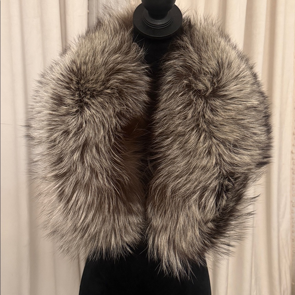 Saga fox silver fox fur thick clip on collar scarf